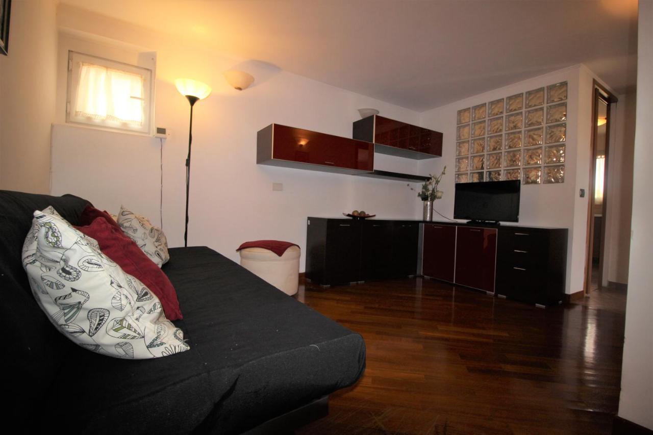 Sunny Rome Attico Con Jacuzzi, Terrazzo E Fibra Apartment ภายนอก รูปภาพ