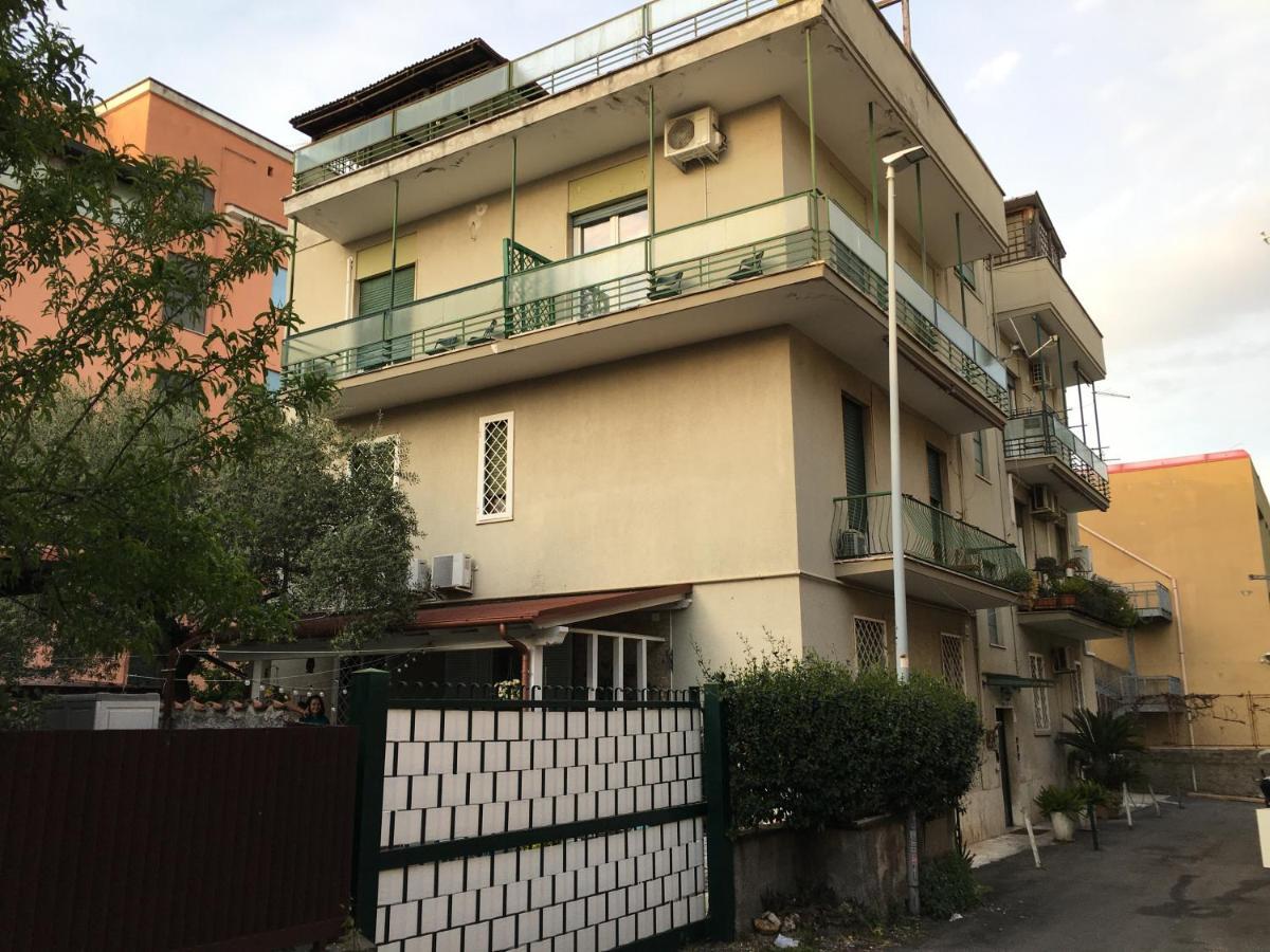 Sunny Rome Attico Con Jacuzzi, Terrazzo E Fibra Apartment ภายนอก รูปภาพ